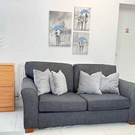 Walnut Luxurious 2-Bedroom With Ensuite - Parking, Netflix, Wifi - Close To Oxford, Bicester & Blenheim Palace Kidlington Extérieur photo