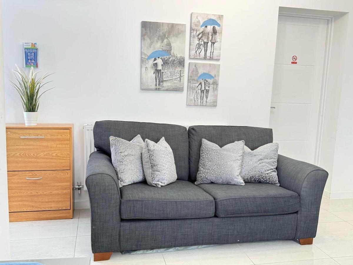 Walnut Luxurious 2-Bedroom With Ensuite - Parking, Netflix, Wifi - Close To Oxford, Bicester & Blenheim Palace Kidlington Extérieur photo