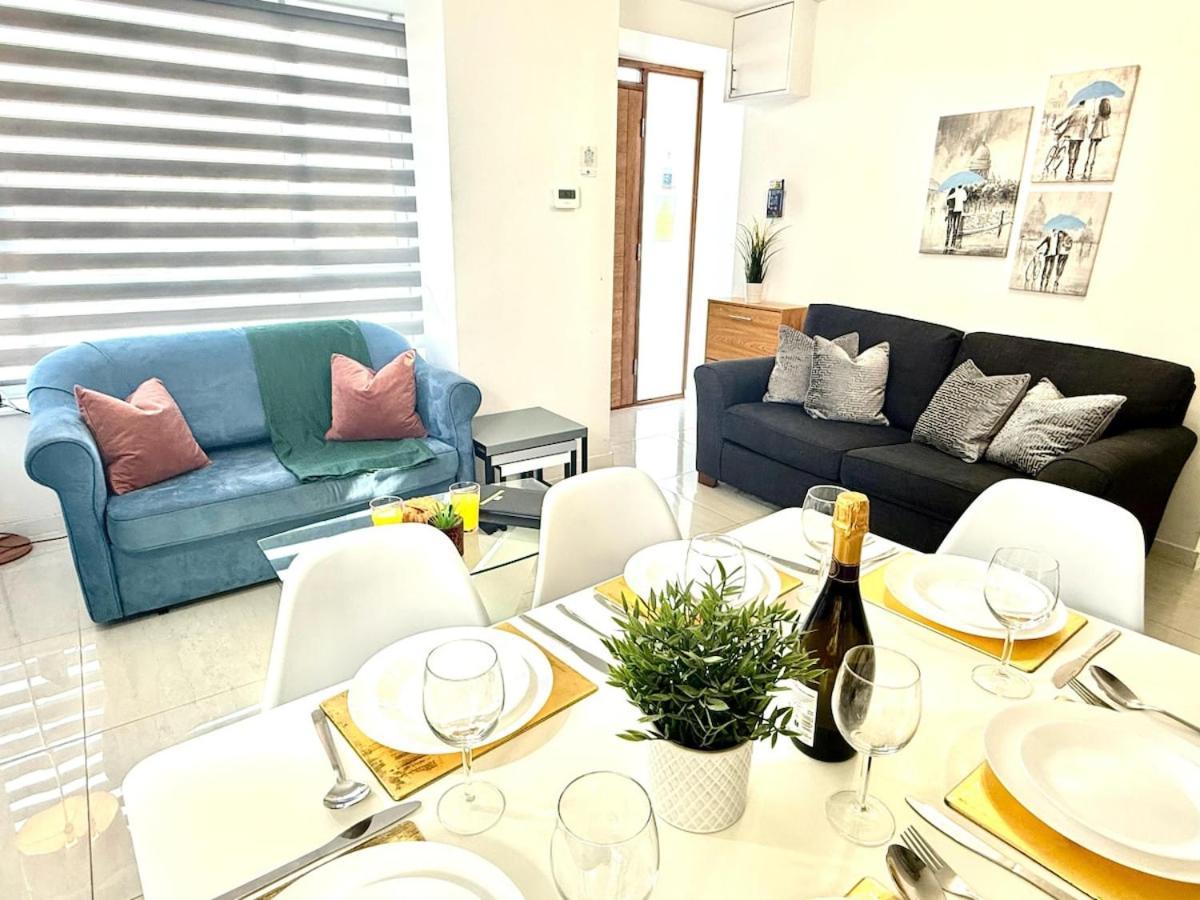 Walnut Luxurious 2-Bedroom With Ensuite - Parking, Netflix, Wifi - Close To Oxford, Bicester & Blenheim Palace Kidlington Extérieur photo