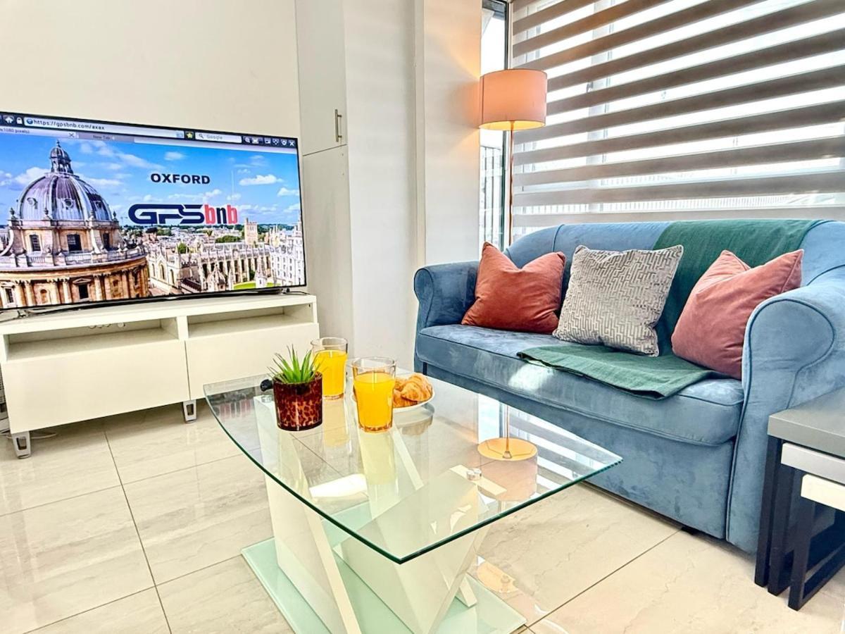 Walnut Luxurious 2-Bedroom With Ensuite - Parking, Netflix, Wifi - Close To Oxford, Bicester & Blenheim Palace Kidlington Extérieur photo